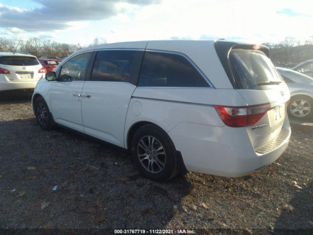 Photo 2 VIN: 5FNRL5H63BB030781 - HONDA ODYSSEY 