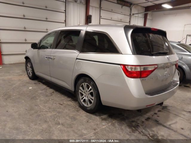 Photo 2 VIN: 5FNRL5H63BB035110 - HONDA ODYSSEY 