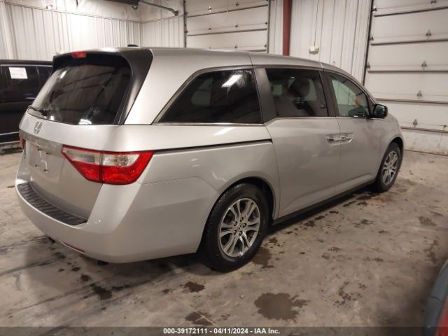 Photo 3 VIN: 5FNRL5H63BB035110 - HONDA ODYSSEY 