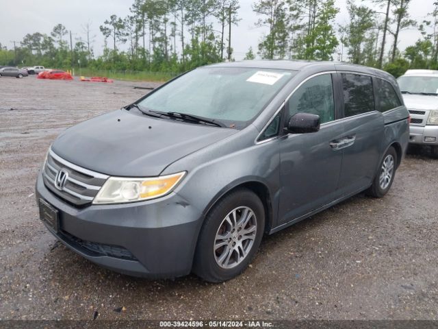 Photo 1 VIN: 5FNRL5H63BB043482 - HONDA ODYSSEY 