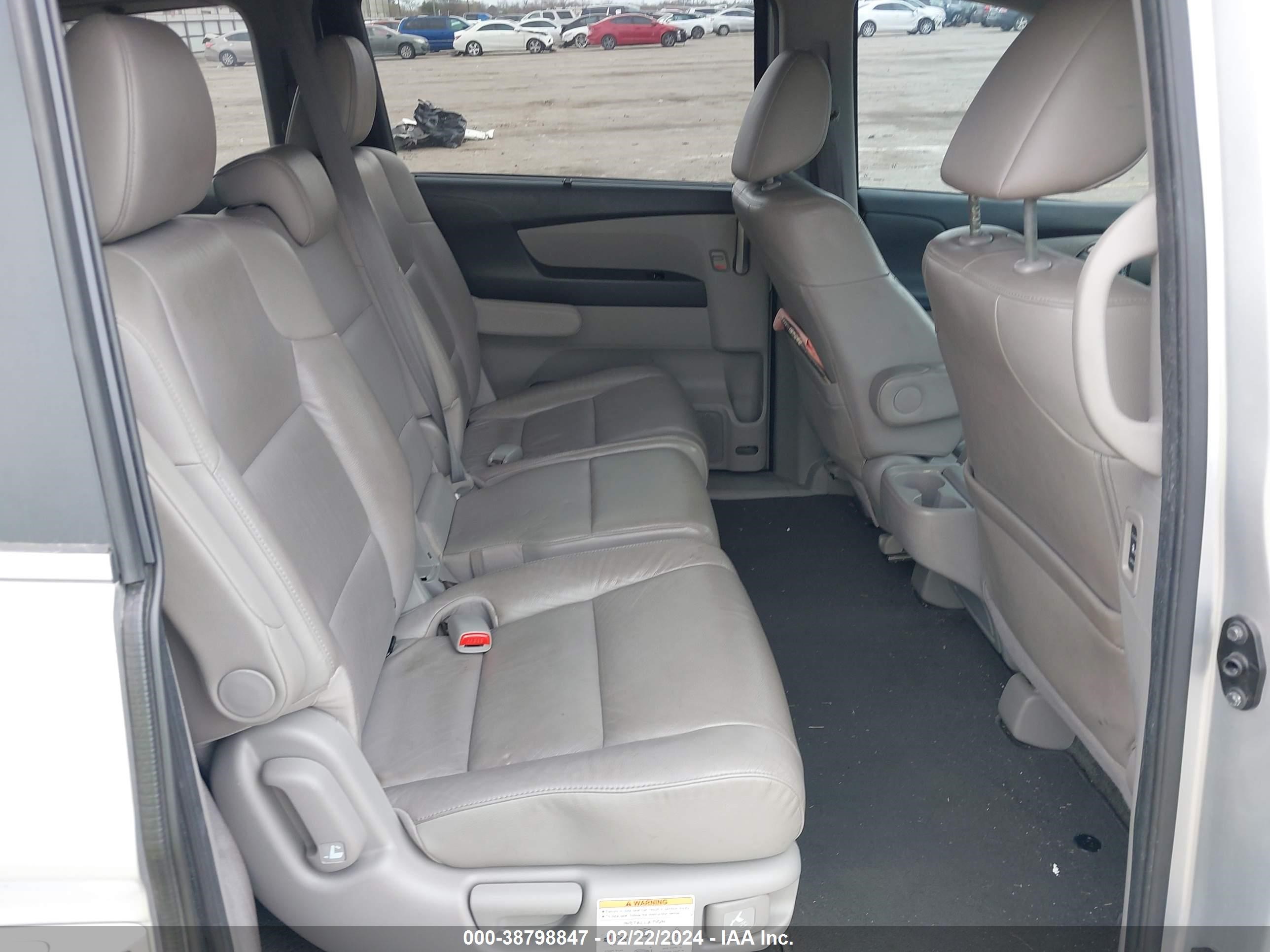 Photo 7 VIN: 5FNRL5H63CB033164 - HONDA ODYSSEY 