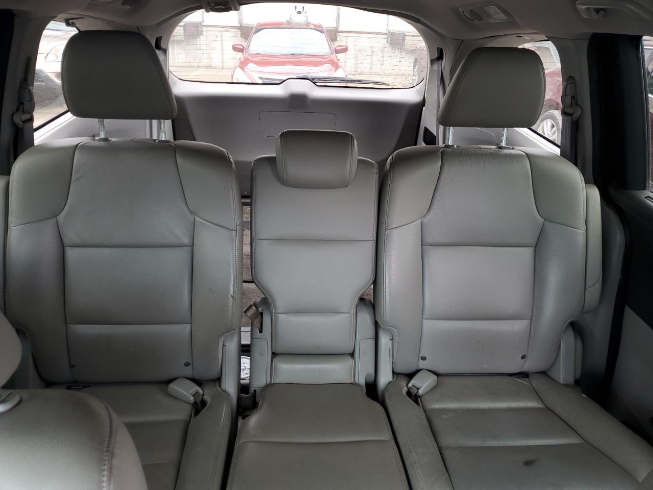 Photo 9 VIN: 5FNRL5H63CB073602 - HONDA ODYSSEY 