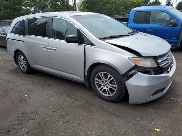 Photo 3 VIN: 5FNRL5H63CB135581 - HONDA ODYSSEY EX 