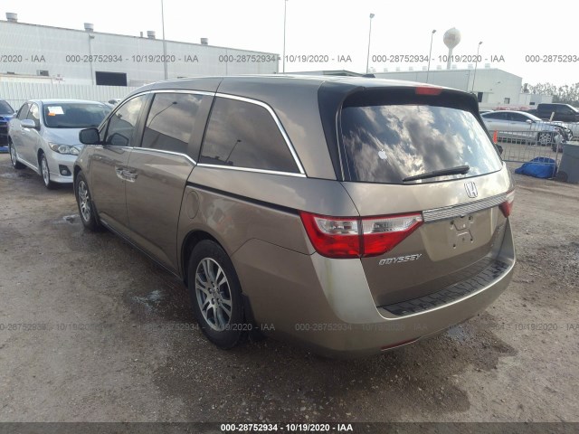 Photo 2 VIN: 5FNRL5H63DB037975 - HONDA ODYSSEY 