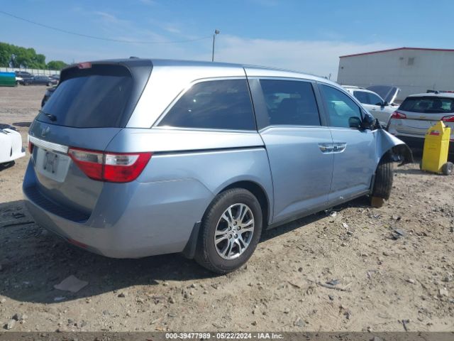 Photo 3 VIN: 5FNRL5H63DB078994 - HONDA ODYSSEY 