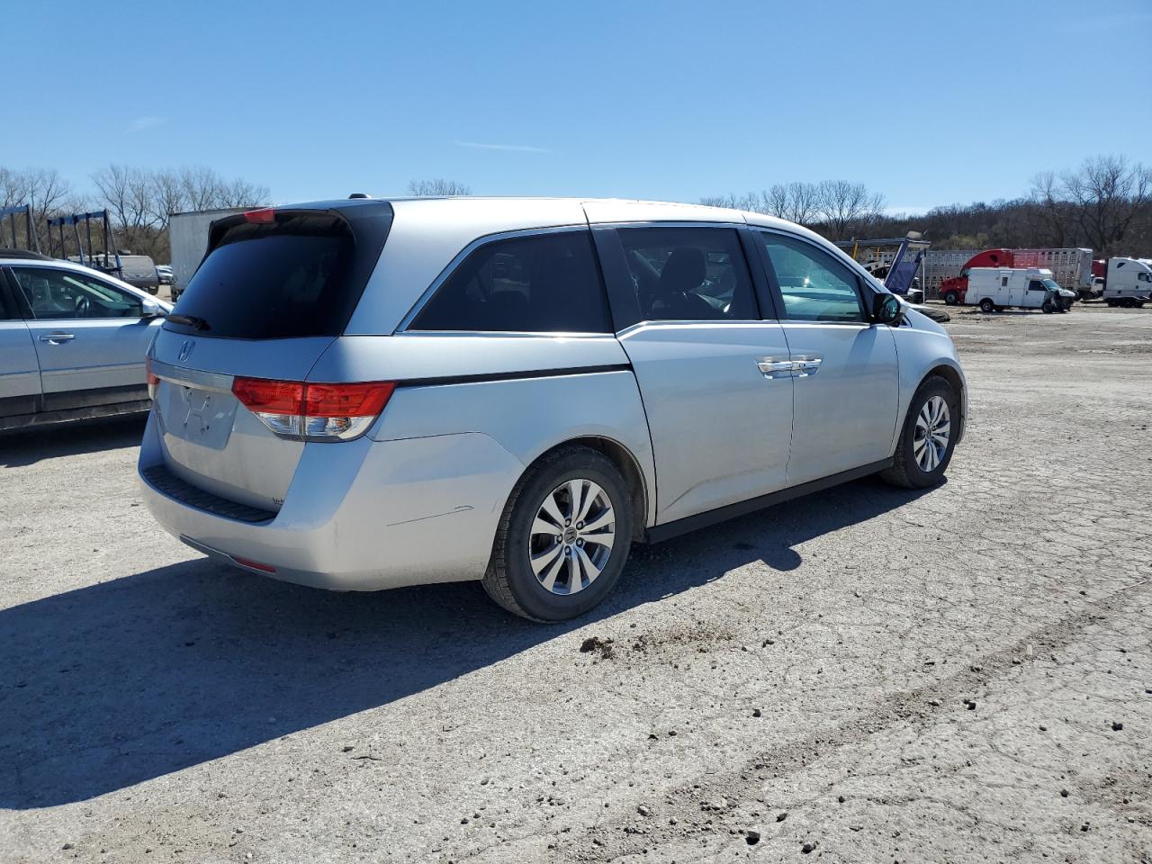 Photo 2 VIN: 5FNRL5H63EB087471 - HONDA ODYSSEY 