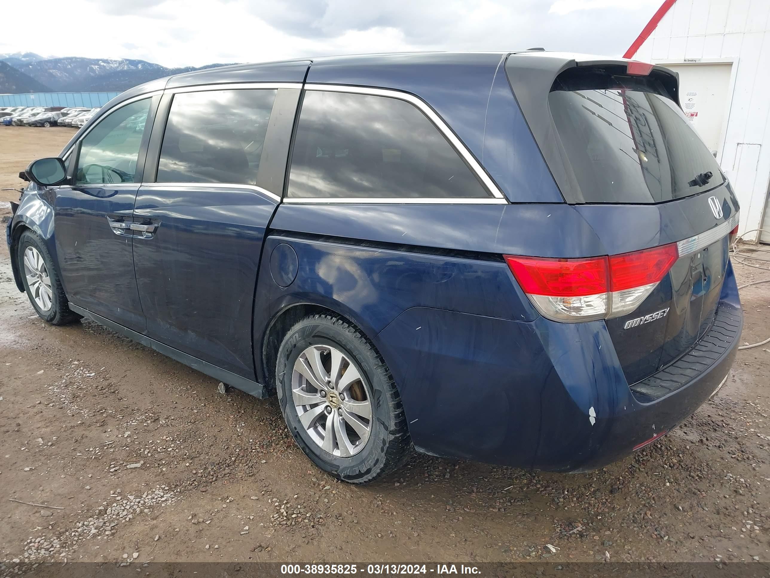 Photo 2 VIN: 5FNRL5H63EB098292 - HONDA ODYSSEY 