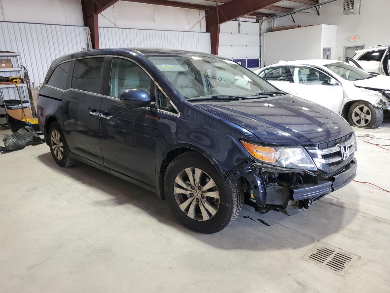 Photo 3 VIN: 5FNRL5H63FB048395 - HONDA ODYSSEY EX 