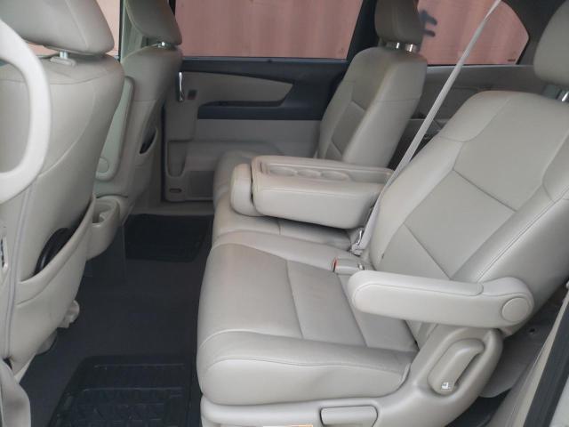 Photo 5 VIN: 5FNRL5H63GB158946 - HONDA ODYSSEY EX 