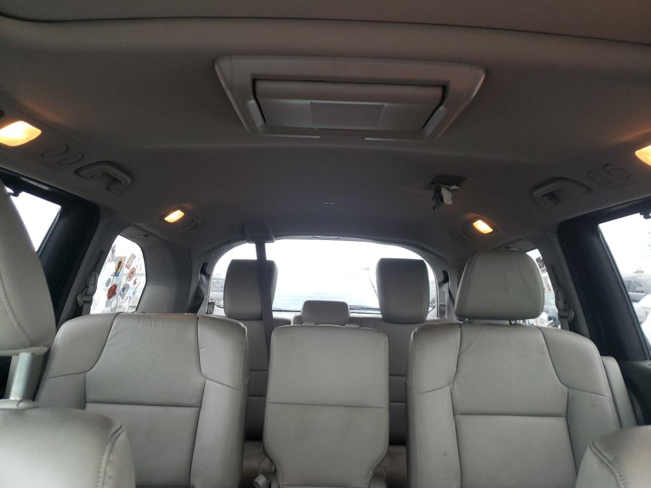 Photo 9 VIN: 5FNRL5H63HB022463 - HONDA ODYSSEY 