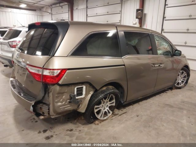 Photo 3 VIN: 5FNRL5H64BB052885 - HONDA ODYSSEY 