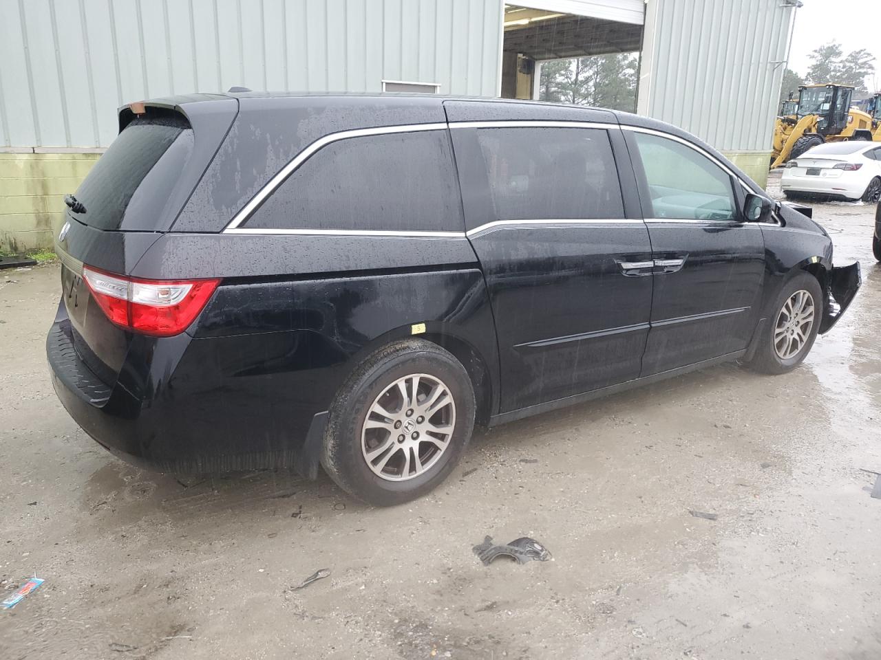 Photo 2 VIN: 5FNRL5H64CB002361 - HONDA ODYSSEY 