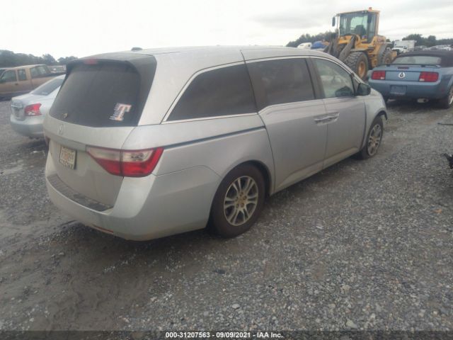 Photo 3 VIN: 5FNRL5H64DB065820 - HONDA ODYSSEY 