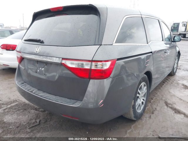 Photo 3 VIN: 5FNRL5H64DB081127 - HONDA ODYSSEY 