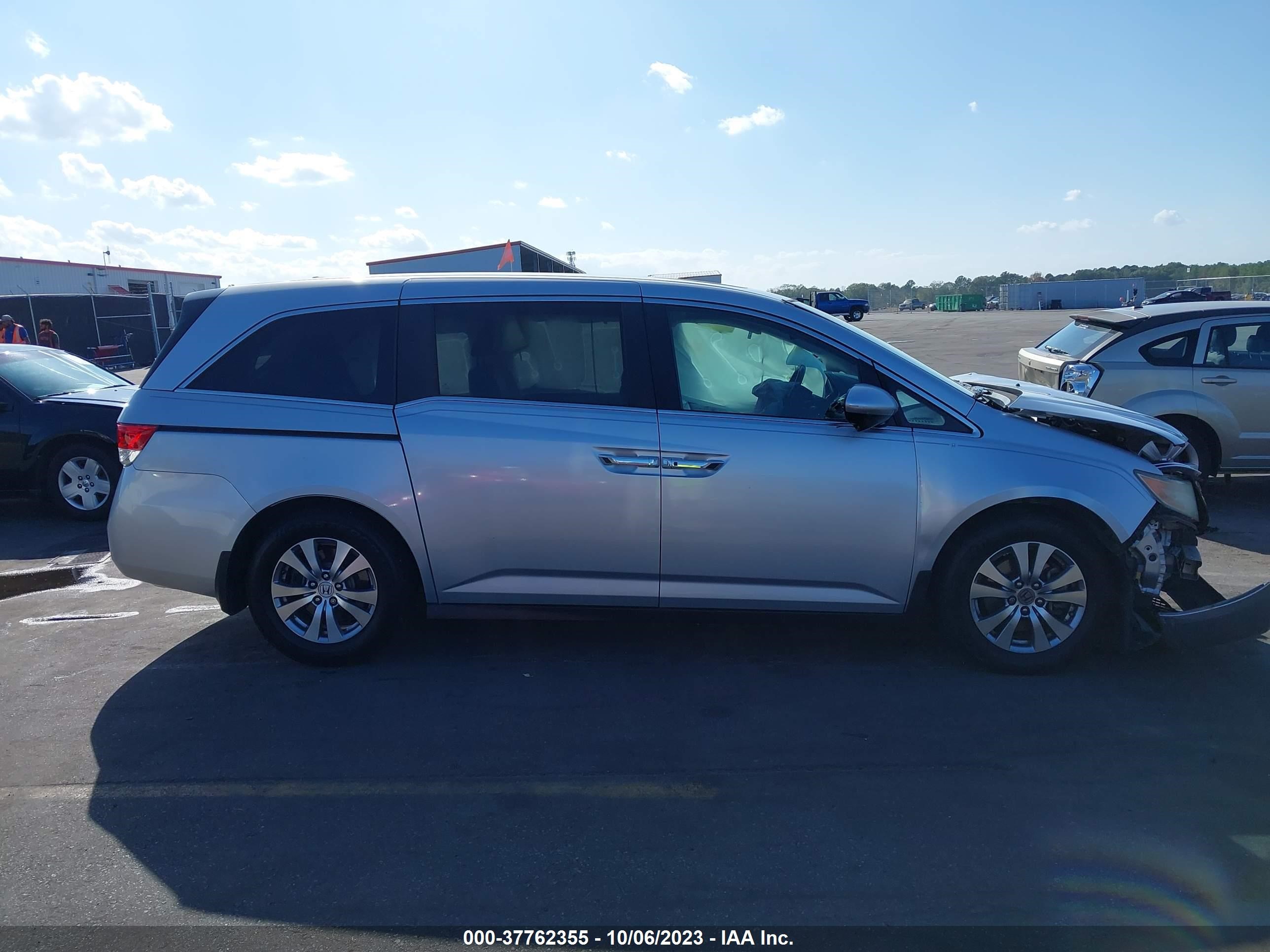 Photo 12 VIN: 5FNRL5H64EB075202 - HONDA ODYSSEY 