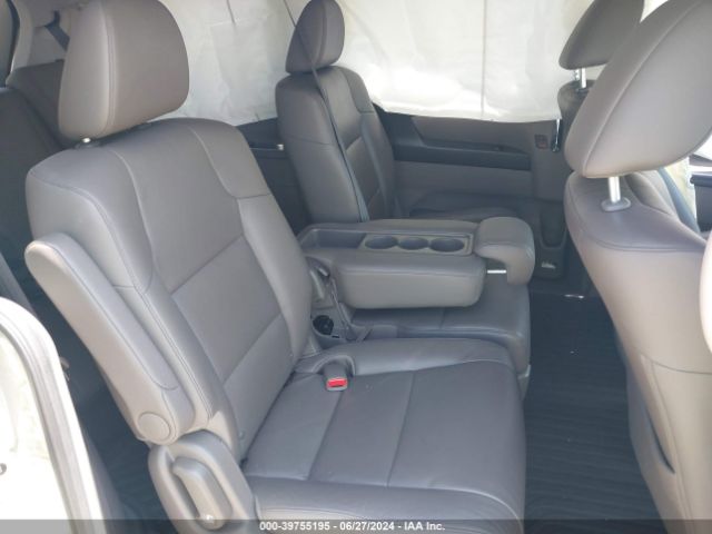 Photo 7 VIN: 5FNRL5H64FB111911 - HONDA ODYSSEY 