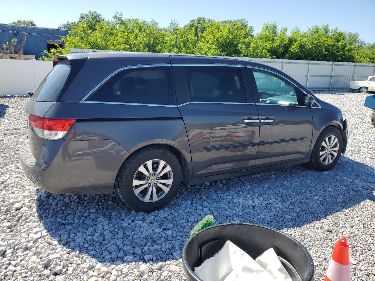 Photo 2 VIN: 5FNRL5H64GB110288 - HONDA ODYSSEY 