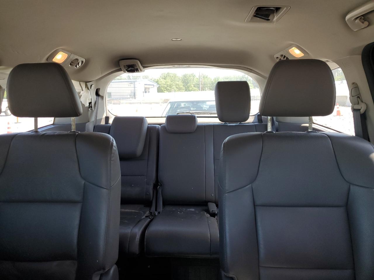 Photo 9 VIN: 5FNRL5H64GB110288 - HONDA ODYSSEY 