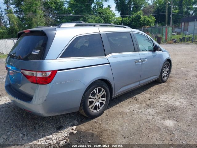 Photo 3 VIN: 5FNRL5H65BB101544 - HONDA ODYSSEY 