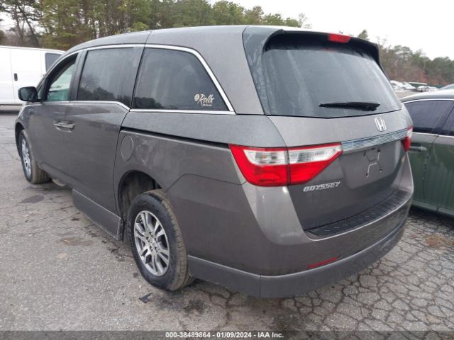 Photo 2 VIN: 5FNRL5H65CB013711 - HONDA ODYSSEY 