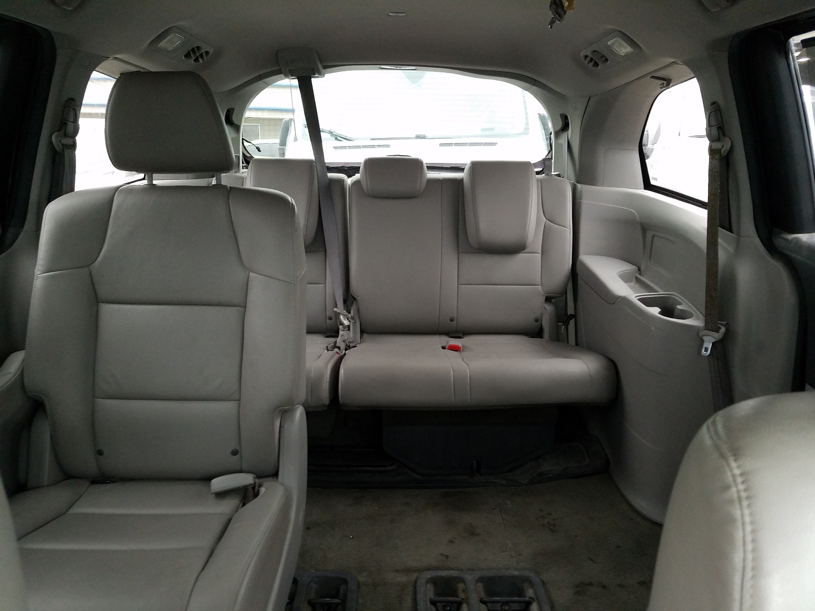 Photo 5 VIN: 5FNRL5H65FB085769 - HONDA ODYSSEY EX 