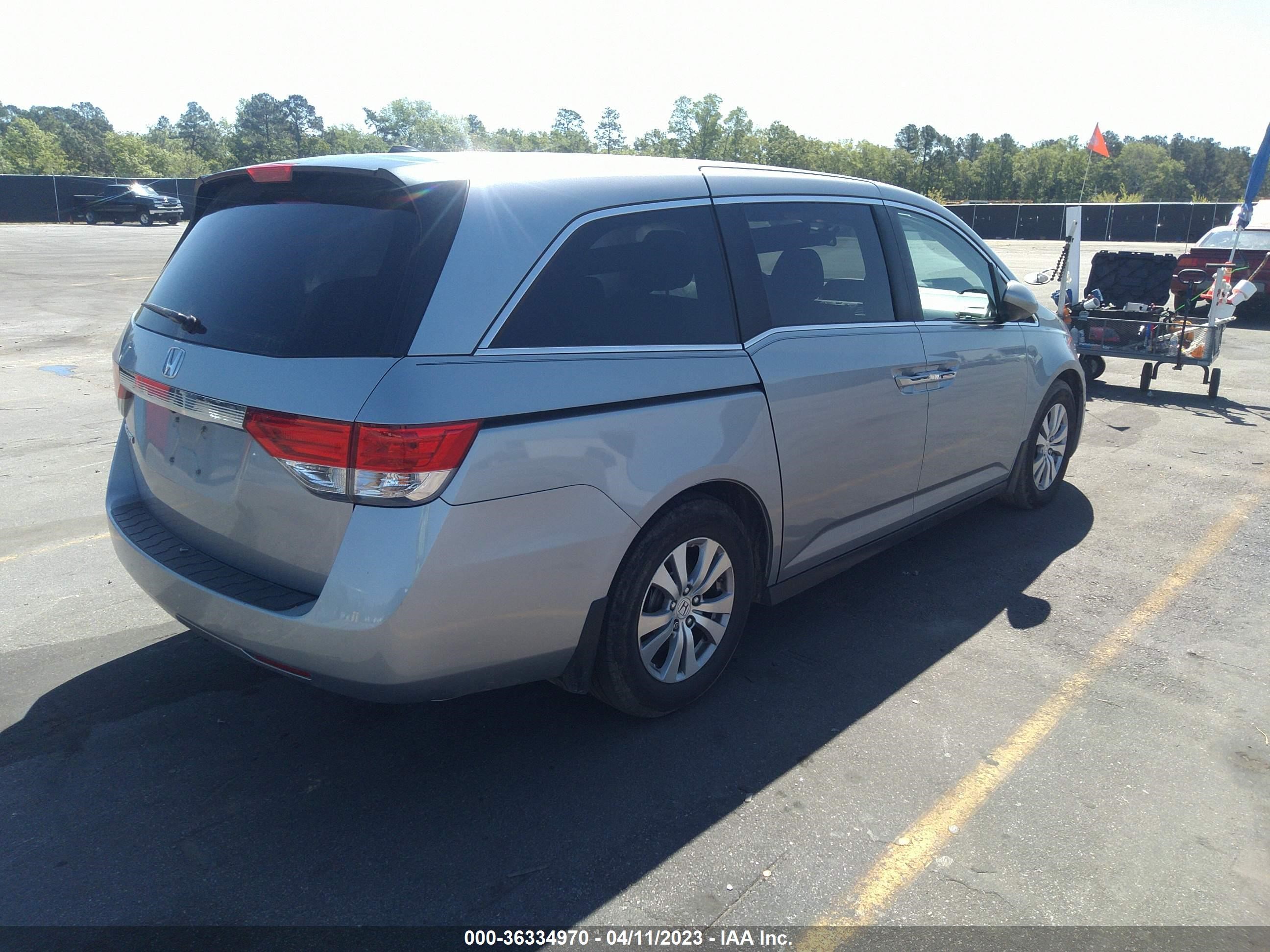 Photo 3 VIN: 5FNRL5H65GB049470 - HONDA ODYSSEY 