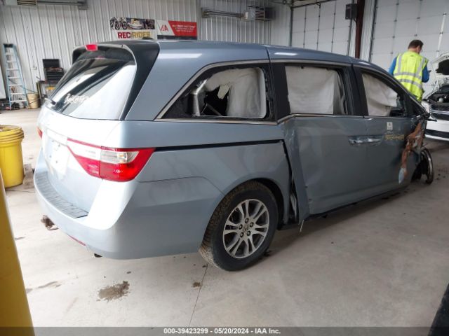 Photo 3 VIN: 5FNRL5H66BB007821 - HONDA ODYSSEY 