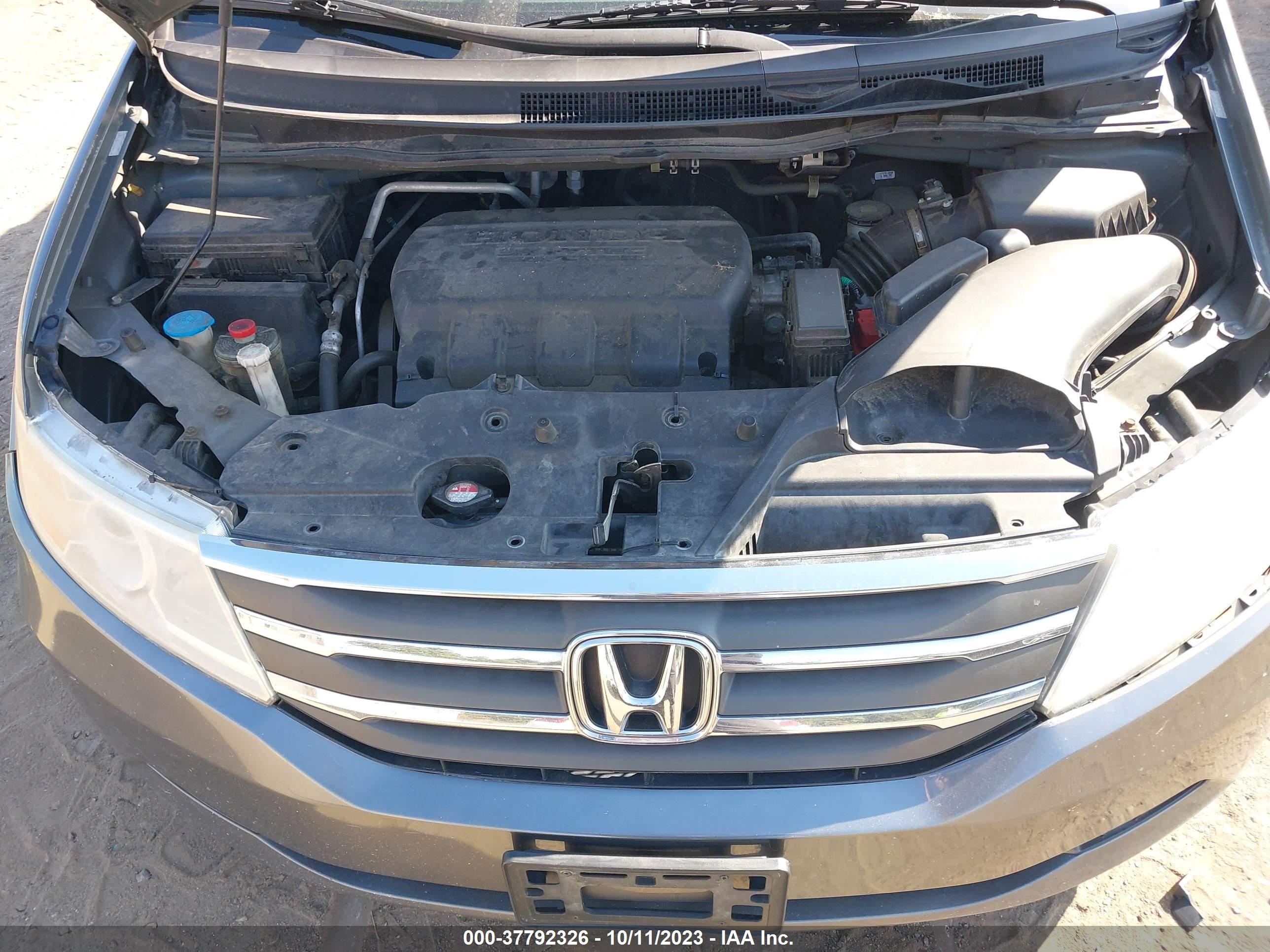 Photo 9 VIN: 5FNRL5H66BB024733 - HONDA ODYSSEY 