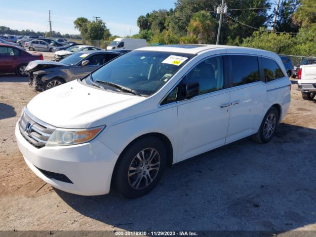 Photo 1 VIN: 5FNRL5H66BB040656 - HONDA ODYSSEY 