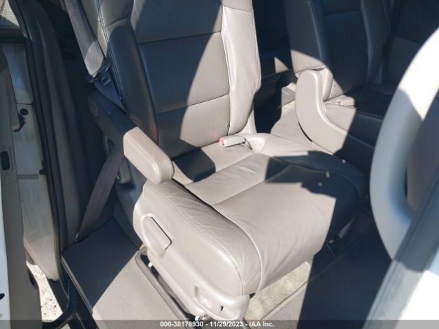 Photo 7 VIN: 5FNRL5H66BB040656 - HONDA ODYSSEY 