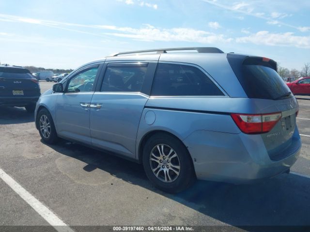 Photo 2 VIN: 5FNRL5H66BB066979 - HONDA ODYSSEY 