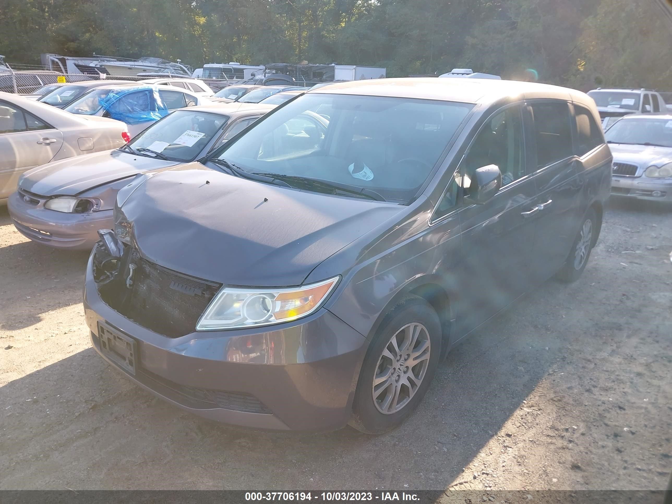 Photo 1 VIN: 5FNRL5H66BB091851 - HONDA ODYSSEY 