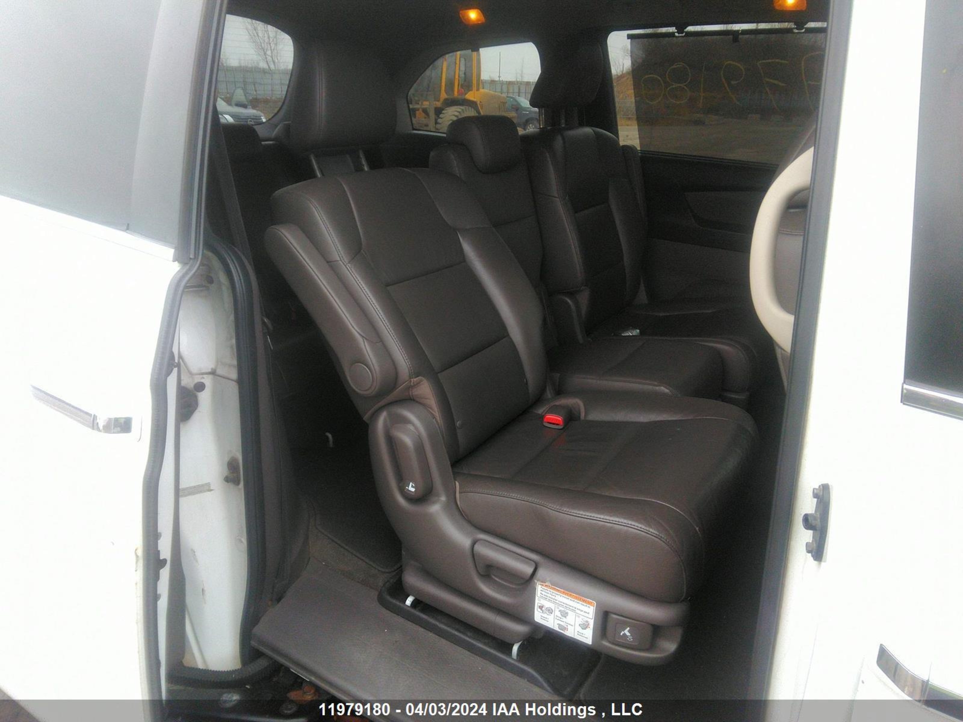 Photo 7 VIN: 5FNRL5H66BB503170 - HONDA ODYSSEY 