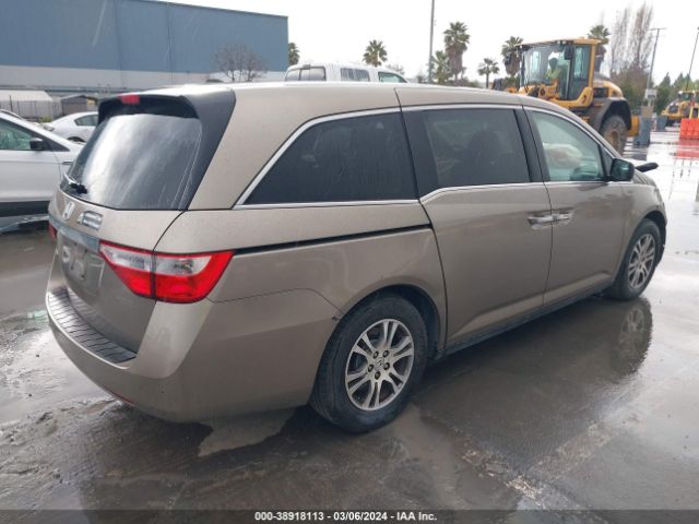 Photo 3 VIN: 5FNRL5H66CB052176 - HONDA ODYSSEY 