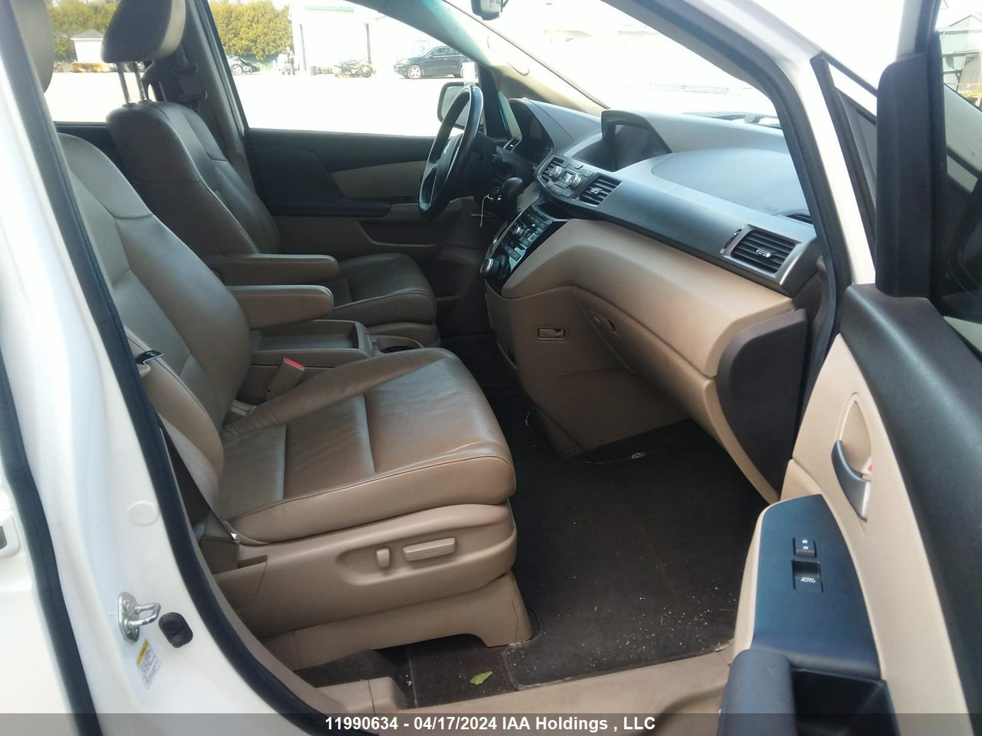 Photo 4 VIN: 5FNRL5H66DB037503 - HONDA ODYSSEY 