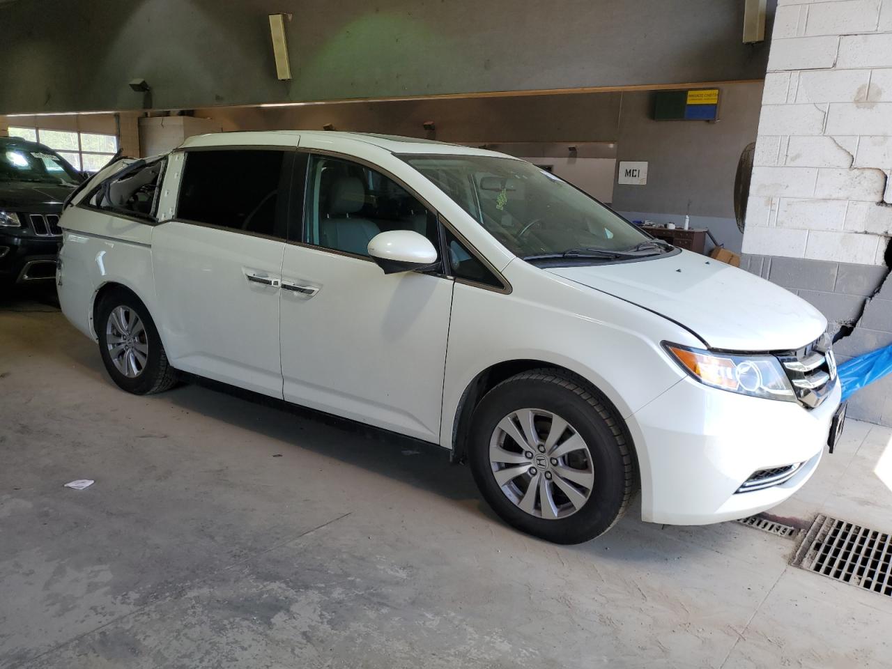 Photo 3 VIN: 5FNRL5H66EB138509 - HONDA ODYSSEY 