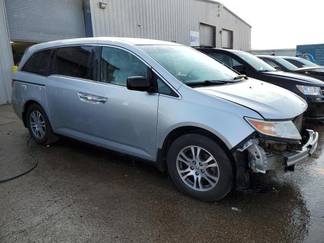 Photo 3 VIN: 5FNRL5H67BB001851 - HONDA ODYSSEY EX 