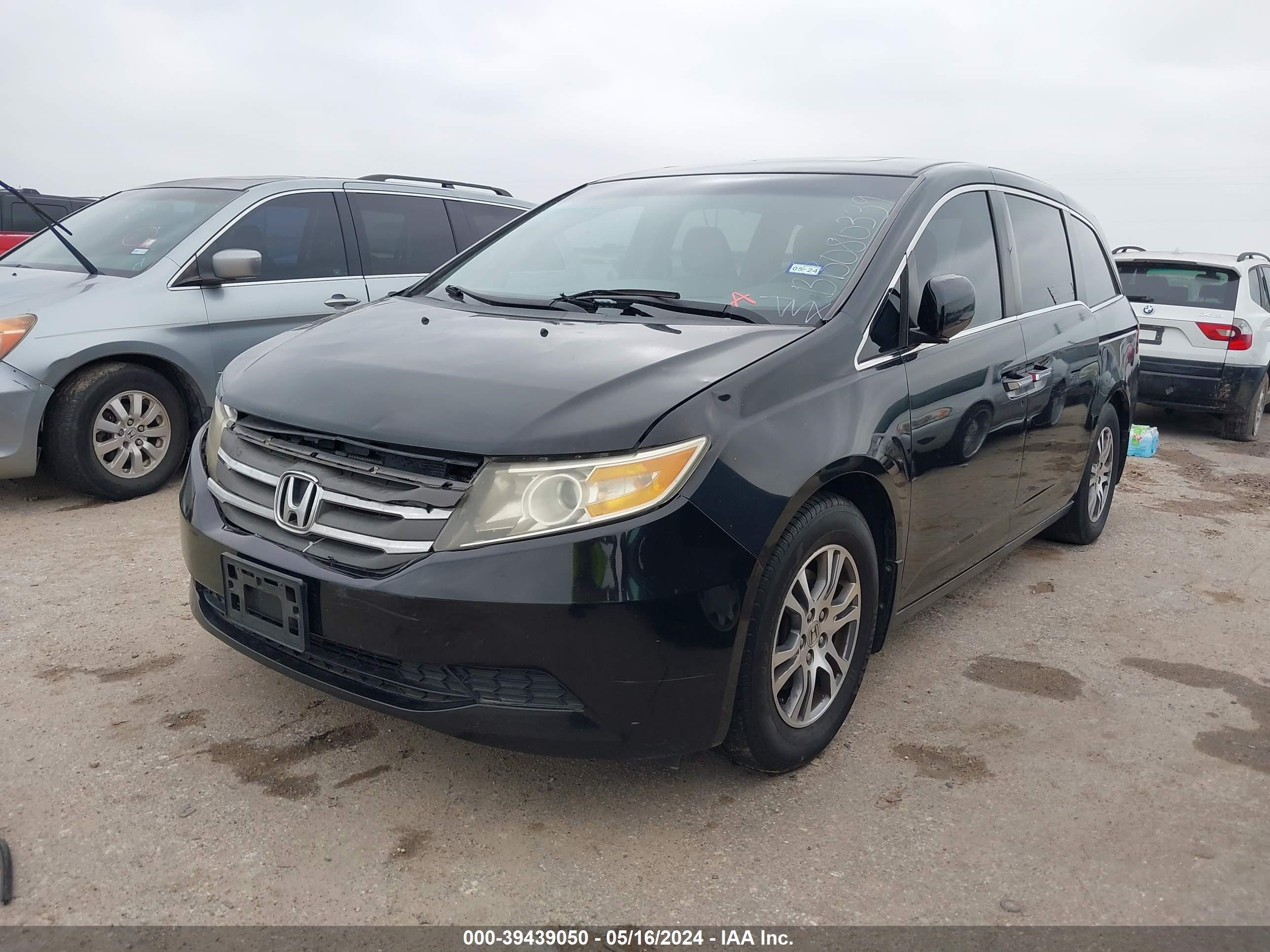 Photo 1 VIN: 5FNRL5H67BB080339 - HONDA ODYSSEY 