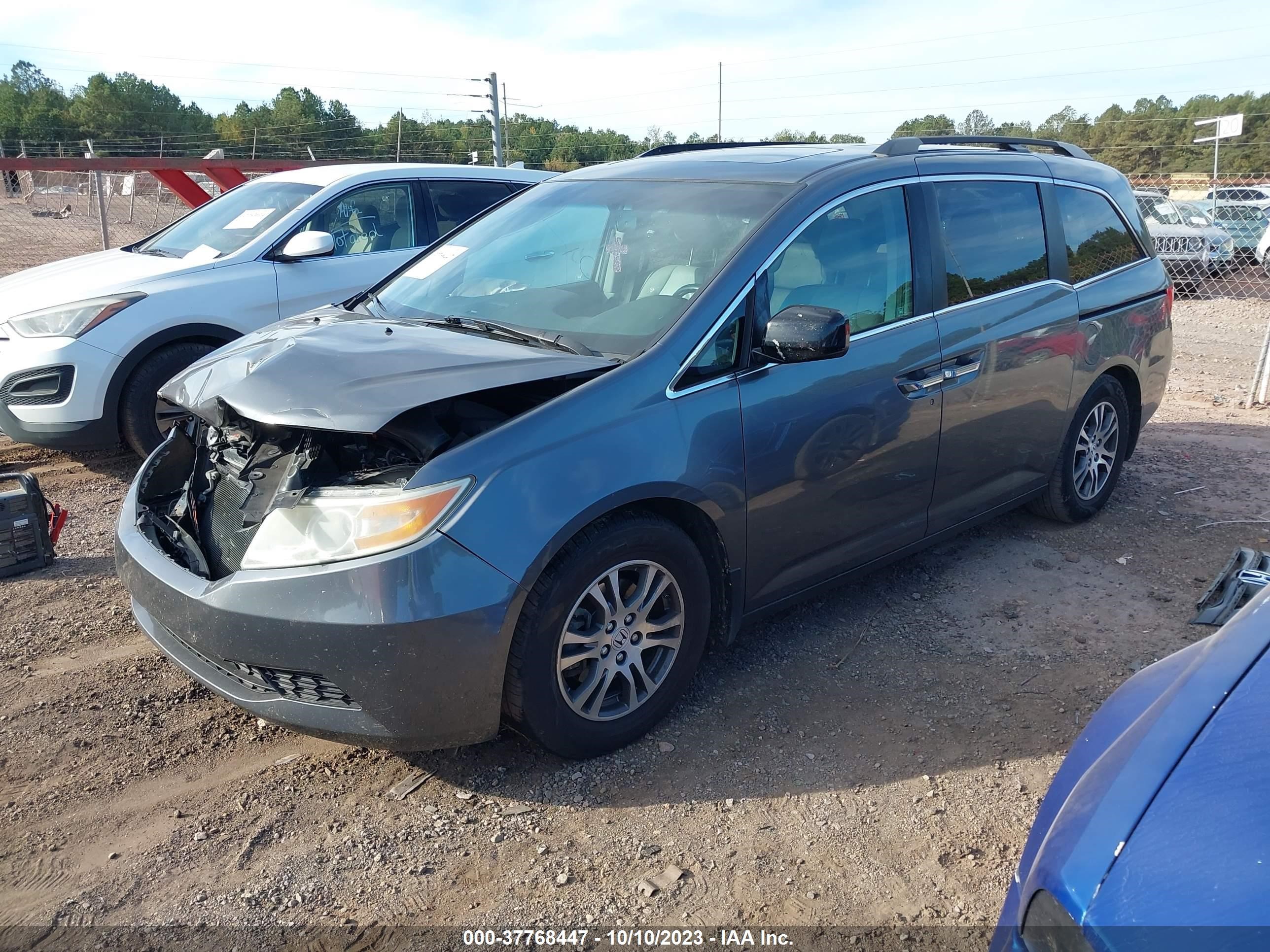 Photo 1 VIN: 5FNRL5H67BB091017 - HONDA ODYSSEY 