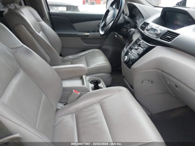 Photo 4 VIN: 5FNRL5H67BB101559 - HONDA ODYSSEY 