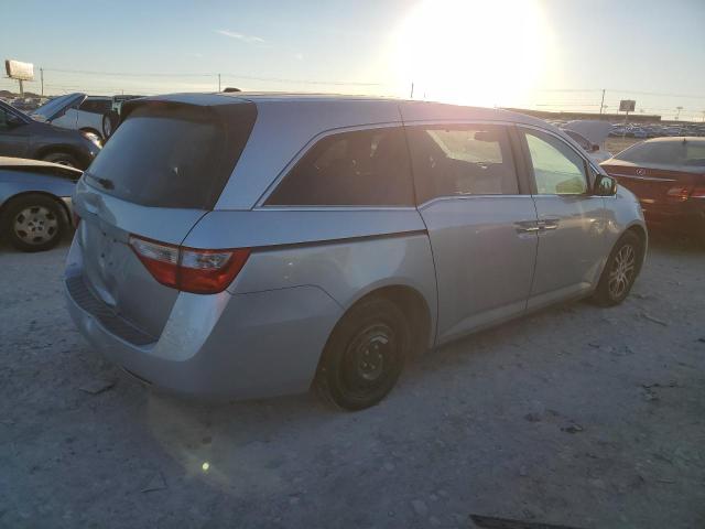 Photo 2 VIN: 5FNRL5H67BB104834 - HONDA ODYSSEY EX 