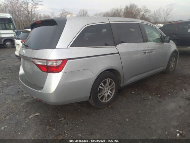 Photo 3 VIN: 5FNRL5H67CB008039 - HONDA ODYSSEY 