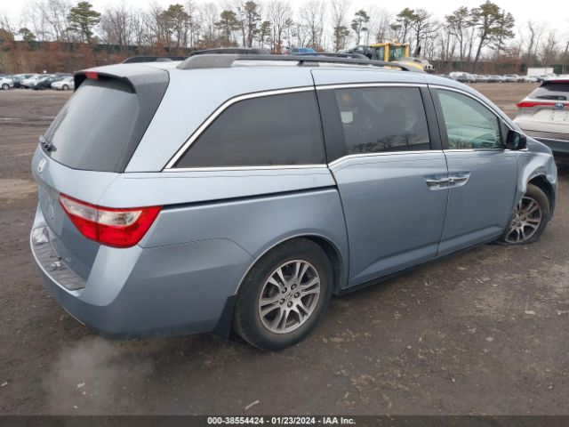 Photo 3 VIN: 5FNRL5H67CB067530 - HONDA ODYSSEY 