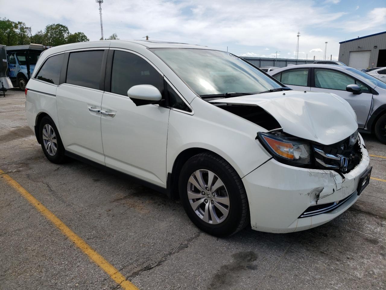 Photo 3 VIN: 5FNRL5H67FB014704 - HONDA ODYSSEY 