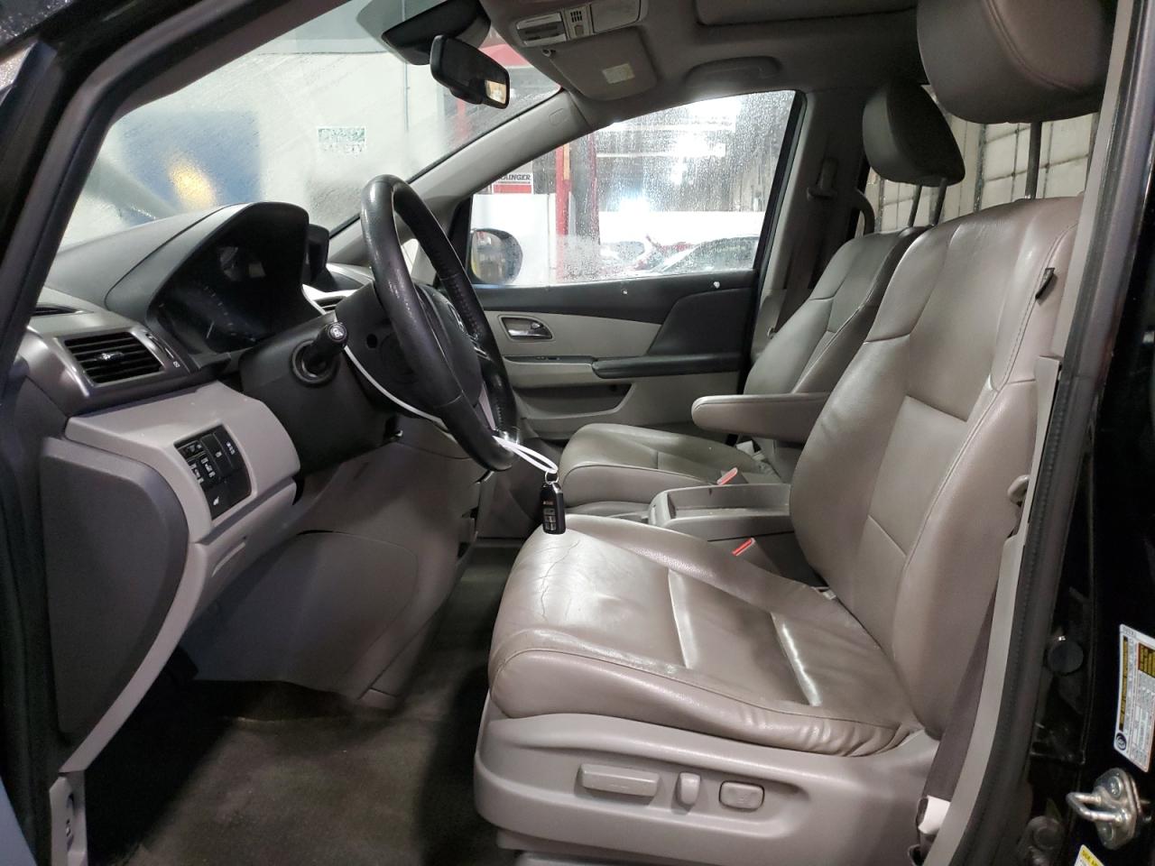 Photo 6 VIN: 5FNRL5H67FB016050 - HONDA ODYSSEY 