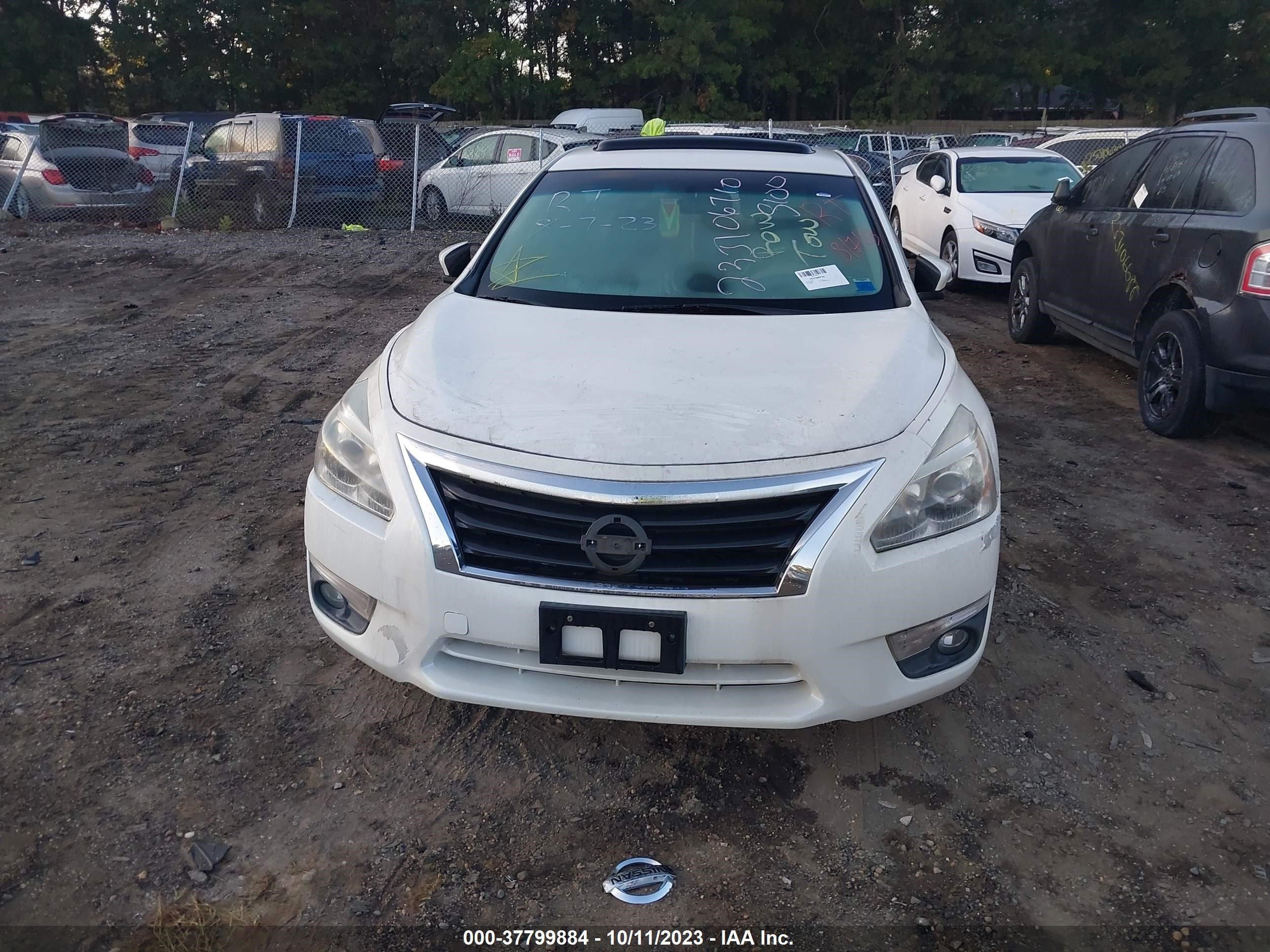 Photo 5 VIN: 5FNRL5H67FB066835 - NISSAN ALTIMA 