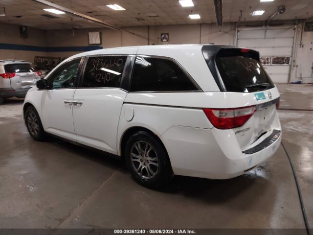 Photo 2 VIN: 5FNRL5H68BB057524 - HONDA ODYSSEY 