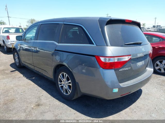 Photo 2 VIN: 5FNRL5H68BB073450 - HONDA ODYSSEY 