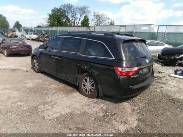 Photo 2 VIN: 5FNRL5H68DB073063 - HONDA ODYSSEY 