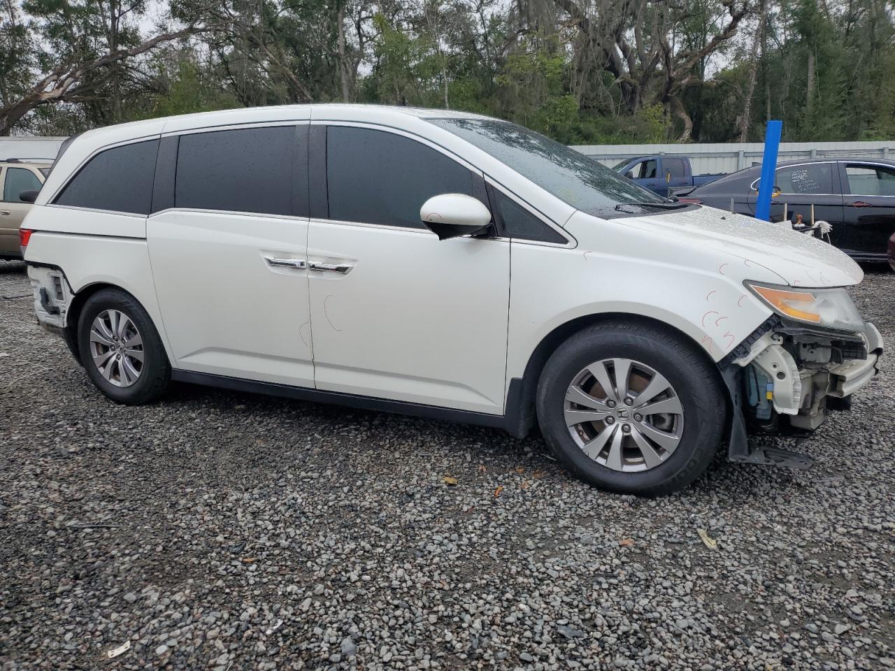 Photo 3 VIN: 5FNRL5H68EB086820 - HONDA ODYSSEY 